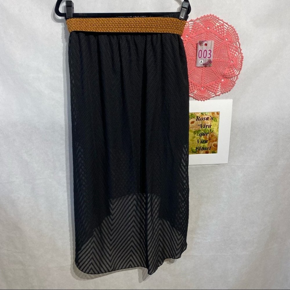 No Boundaries High/Low Black Skirt with Belt - Picture 4 of 7